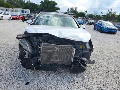 Piąte zdjęcie samochodu w środku: 2017 HYUNDAI SONATA HYBRID LIMITED VIN:KMHE34L33HA075285 - miniatura