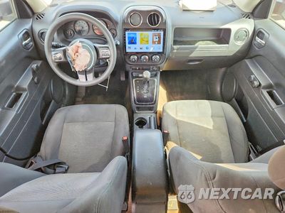 Zdjęcie 8 z 13 samochodu: 2016 JEEP PATRIOT SPORT VIN:1C4NJPBB0GD589001 - miniatura