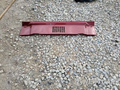 Zdjęcie 12 z 13 samochodu: 1998 JEEP WRANGLER / TJ SE VIN:1J4FY29P2WP767292 - miniatura