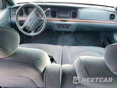 Zdjęcie 8 z 12 samochodu: 1997 FORD CROWN VICTORIA VIN:2FALP73W8VX210636 - miniatura