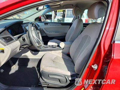 Zdjęcie 7 z 12 samochodu: 2017 HYUNDAI SONATA SE VIN:5NPE24AF1HH589231 - miniatura