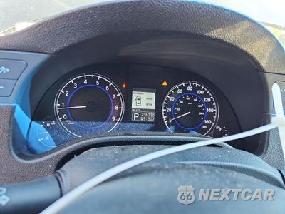 Zdjęcie 9 z 12 samochodu: 2010 INFINITI G37 SEDAN BASE VIN:JN1CV6AP8AM400754 - miniatura