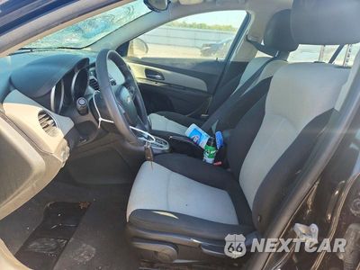 Zdjęcie 7 z 12 samochodu: 2011 CHEVROLET CRUZE LS VIN:1G1PC5SH1B7158016 - miniatura