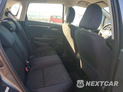Zdjęcie 10 z 12 samochodu: 2017 HONDA FIT LX VIN:JHMGK5H51HS002215 - miniatura