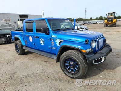 Czwarte zdjęcie samochodu z boku: 2020 JEEP GLADIATOR OVERLAND VIN:1C6HJTFG7LL191139 - miniatura