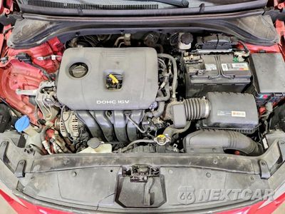 Zdjęcie 11 z 13 samochodu: 2018 HYUNDAI ELANTRA SEL VIN:5NPD84LF4JH212938 - miniatura