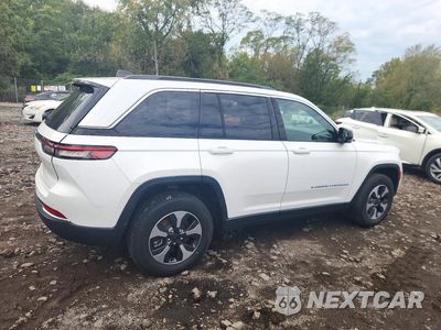 Trzecie zdjęcie samochodu z tyłu: 2024 JEEP GRAND CHEROKEE LIMITED 4XE VIN:1C4RJYB66RC114388 - miniatura
