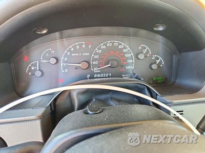 Zdjęcie 9 z 13 samochodu: 2002 FORD EXPLORER XLT VIN:1FMDU63W62ZB21764 - miniatura
