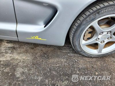 Zdjęcie 12 z 13 samochodu: 2002 CHEVROLET CORVETTE VIN:1G1YY22G925114465 - miniatura