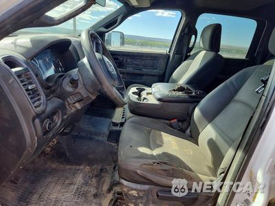Zdjęcie 7 z 12 samochodu: 2022 RAM 2500 TRADESMAN VIN:3C6UR5HJ5NG273057 - miniatura