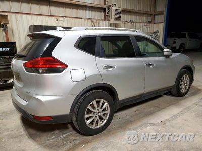 Trzecie zdjęcie samochodu z tyłu: 2017 NISSAN ROGUE SV VIN:KNMAT2MT4HP542796 - miniatura