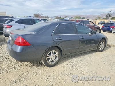 Trzecie zdjęcie samochodu z tyłu: 2007 HONDA ACCORD EX VIN:1HGCM56867A133041 - miniatura