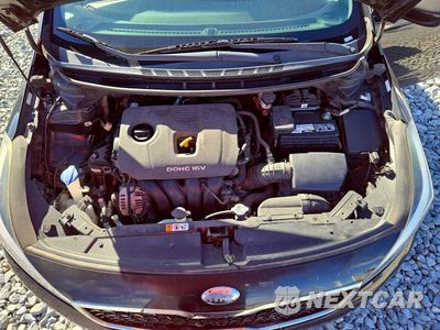 Zdjęcie 11 z 12 samochodu: 2017 KIA FORTE LX VIN:3KPFL4A77HE127240 - miniatura