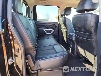 Zdjęcie 10 z 12 samochodu: 2017 NISSAN TITAN XD SL VIN:1N6BA1F48HN553755 - miniatura