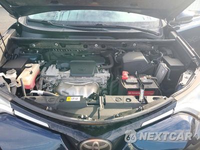 Zdjęcie 12 z 14 samochodu: 2018 TOYOTA RAV4 XLE VIN:JTMRFREVXJJ732811 - miniatura