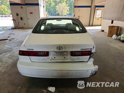 Zdjęcie 6 z 12 samochodu: 1999 TOYOTA CAMRY CE VIN:4T1BG22KXXU868455 - miniatura
