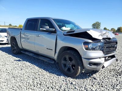 Czwarte zdjęcie samochodu z boku: 2021 RAM 1500 BIG HORN/LONE STAR VIN:1C6SRFFT5MN555352 - miniatura