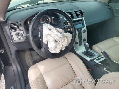 Zdjęcie 8 z 13 samochodu: 2011 VOLVO C70 T5 VIN:YV1672MC9BJ115256 - miniatura