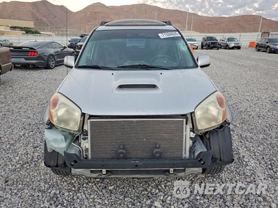 Piąte zdjęcie samochodu w środku: 2004 TOYOTA RAV4 BASE VIN:JTEGD20V540041400 - miniatura
