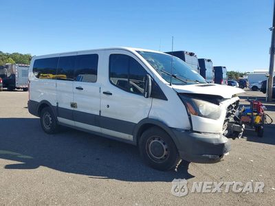 Czwarte zdjęcie samochodu z boku: 2017 FORD TRANSIT T-150 VIN:1FMZK1ZM4HKB42893 - miniatura