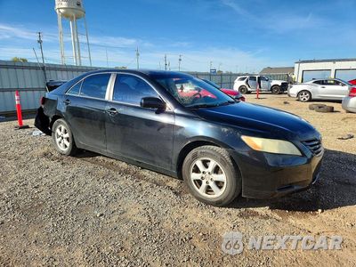 Czwarte zdjęcie samochodu z boku: 2007 TOYOTA CAMRY LE VIN:4T1BE46KX7U547172 - miniatura