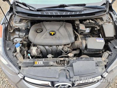 Zdjęcie 11 z 12 samochodu: 2013 HYUNDAI ELANTRA LIMITED VIN:KMHDH4AE1DU918040 - miniatura