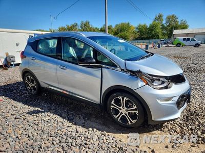 Czwarte zdjęcie samochodu z boku: 2017 CHEVROLET BOLT EV PREMIER VIN:1G1FX6S07H4187336 - miniatura