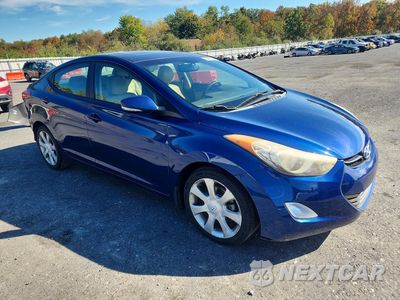 Czwarte zdjęcie samochodu z boku: 2013 HYUNDAI ELANTRA LIMITED VIN:KMHDH4AE5DU523536 - miniatura