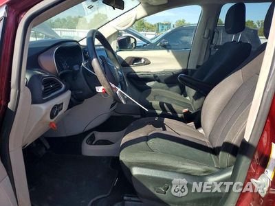 Zdjęcie 7 z 13 samochodu: 2021 CHRYSLER VOYAGER LX VIN:2C4RC1CG9MR557174 - miniatura