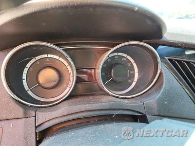 Zdjęcie 9 z 12 samochodu: 2011 HYUNDAI SONATA LIMITED VIN:5NPEC4AC5BH010090 - miniatura