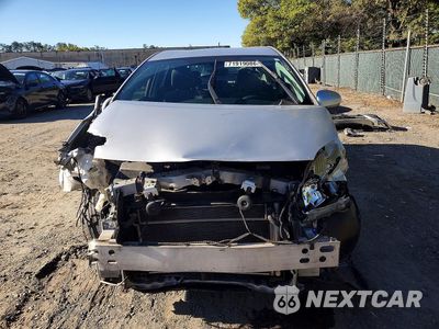 Piąte zdjęcie samochodu w środku: 2013 TOYOTA PRIUS TWO VIN:JTDKN3DU7D0344293 - miniatura