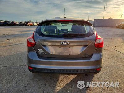 Zdjęcie 6 z 13 samochodu: 2014 FORD FOCUS SE VIN:1FADP3K25EL284105 - miniatura