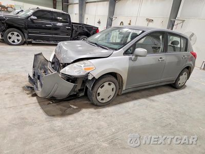 2007 NISSAN VERSA 1.8 S 3N1BC13E07L415445 - główne zdjęcie licytacji z USA - miniatura