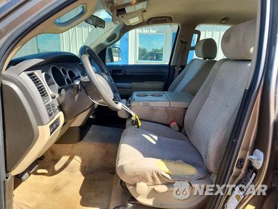 Zdjęcie 7 z 13 samochodu: 2010 TOYOTA TUNDRA DOUBLE CAB SR5 VIN:5TFRY5F15AX091997 - miniatura