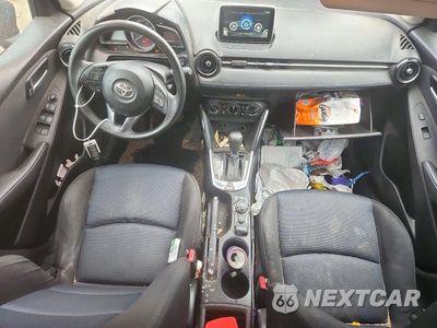 Zdjęcie 8 z 12 samochodu: 2017 TOYOTA YARIS IA BASE VIN:3MYDLBYV0HY177090 - miniatura