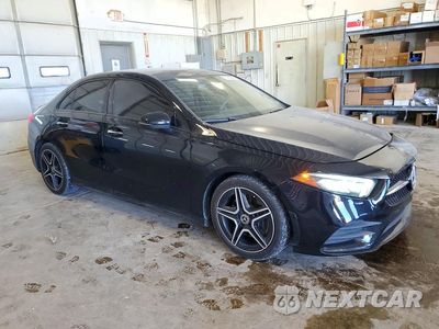 Czwarte zdjęcie samochodu z boku: 2020 MERCEDES-BENZ A 220 4MATIC VIN:W1K3G4FB5LJ225916 - miniatura