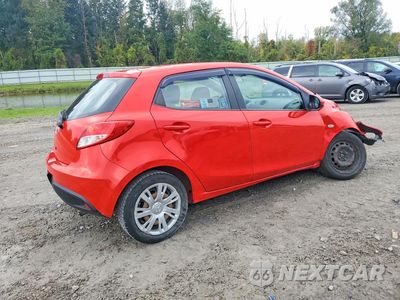 Trzecie zdjęcie samochodu z tyłu: 2014 MAZDA MAZDA2 SPORT VIN:JM1DE1KZ6E0182282 - miniatura