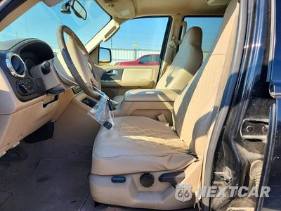 Zdjęcie 7 z 13 samochodu: 2005 FORD EXPEDITION EDDIE BAUER VIN:1FMFU17575LA68674 - miniatura