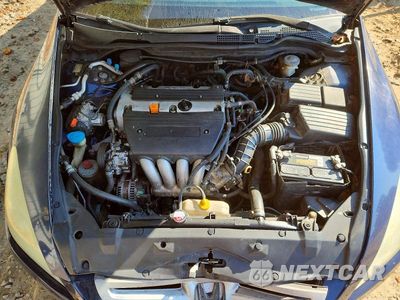 Zdjęcie 11 z 12 samochodu: 2004 HONDA ACCORD LX VIN:3HGCM563X4G701339 - miniatura