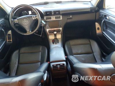 Zdjęcie 8 z 12 samochodu: 2005 MERCEDES-BENZ C 320 VIN:WDBRF64JX5F603732 - miniatura