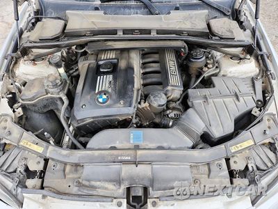 Zdjęcie 11 z 12 samochodu: 2007 BMW 328 XI VIN:WBAWC33577PD05765 - miniatura