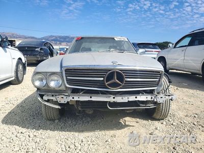 Piąte zdjęcie samochodu w środku: 1984 MERCEDES-BENZ 380 SL VIN:WDBBA45A0EA003950 - miniatura