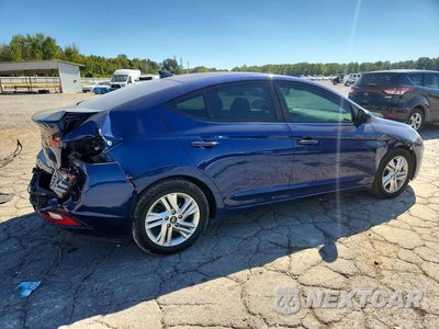 Trzecie zdjęcie samochodu z tyłu: 2020 HYUNDAI ELANTRA SEL VIN:5NPD84LF0LH556270 - miniatura