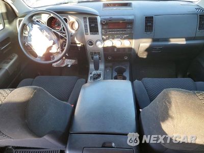Zdjęcie 8 z 12 samochodu: 2011 TOYOTA TUNDRA DOUBLE CAB SR5 VIN:5TFUW5F17BX208626 - miniatura