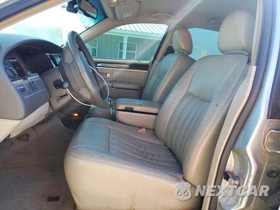 Zdjęcie 7 z 12 samochodu: 2007 LINCOLN TOWN CAR SIGNATURE VIN:1LNHM81V57Y623864 - miniatura