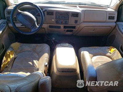 Zdjęcie 8 z 12 samochodu: 1999 FORD F350 SUPER DUTY VIN:1FTWW32F0XEE37943 - miniatura