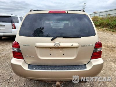 Zdjęcie 6 z 13 samochodu: 2005 TOYOTA HIGHLANDER BASE VIN:JTEEP21A450107172 - miniatura