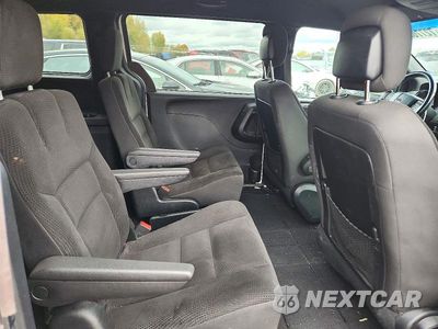 Zdjęcie 11 z 13 samochodu: 2017 DODGE GRAND CARAVAN SE VIN:2C4RDGBG0HR850260 - miniatura