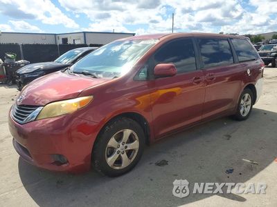 2012 TOYOTA SIENNA LE 8-PASSENGER 5TDKA3DC4CS013847 - główne zdjęcie licytacji z USA - miniatura