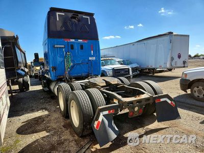 Drugie zdjęcie samochodu z przodu: 2015 FREIGHTLINER CASCADIA SEMI TRUCK VIN:3AKJGLD58FSGD9995 - miniatura